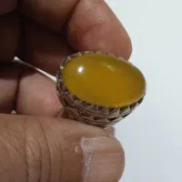 عقیق زرد