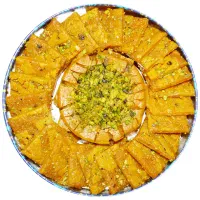 نیروی کار خانوم برای سوهان پزی