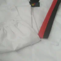 لباس تکواندو به همراه کمربند