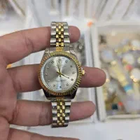 ساعت شیک در تو رنگ نقره ای و طلایی