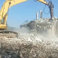 تخریب ساختمان کلنگی