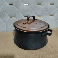 دیگچه مسی|کلکسیون اشیاء عتیقه|آران و بیدگل, |دیوار