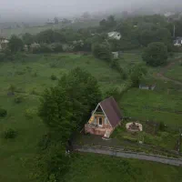 کلبه سویسی برای اجاره روزانه ویا سالانه