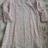 پیراهن ورق بزنید