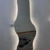 آیینه قدی دیواری