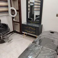 دعوت به همکاری  در لاین های آرایشی|اجارهٔ دفتر کار، اتاق اداری، مطب|شاهین‌شهر, نظامی|دیوار