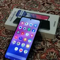 گوشی سامسونگ A53 5G تمیز با لوازم کارتن و مالکیت