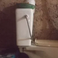 توالت فرنگی کم کار سالم بدون شکستگی