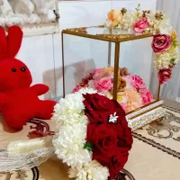 گُل دستی با باکس بله برون|گل مصنوعی|قرچک, میرزائی شمالی|دیوار