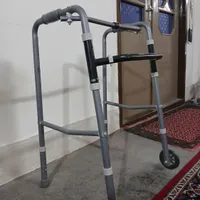 واکر آلومینیومی قابل تنظیم ا رتفاع و چرخدار