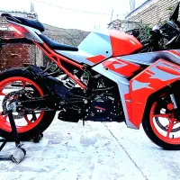 KTM RC 200 مدل ۱۴۰۳ نقره‌ای