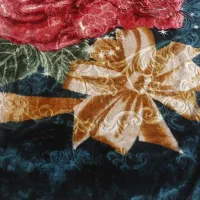 پتو گل برجسته