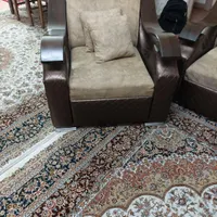 مبل هفت نفره بدنه چوب|مبلمان خانگی و میز عسلی|شاهین‌شهر, شهرک هشت بهشت|دیوار