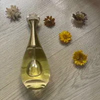 عطر جادور دیور