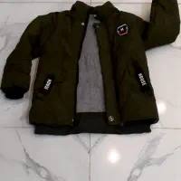 تعدادی لباس دخترانه و پسرانه از ۵۰ تا ۲۰۰ تومن