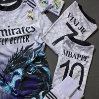 کیت دراگون رئال مادرید ۴ تا ۱۵ سال|کفش و لباس بچه|تهران, شمیران‌نو|دیوار