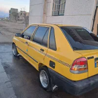 تاکسی دربستی