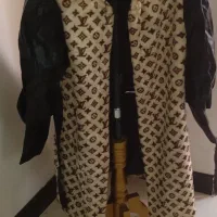 فروش تعدادی پالتو و بارونی زیر قیمت عمده