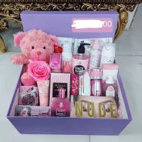 باکس روز دختر باکس تولد باکس هدیه پک کادو