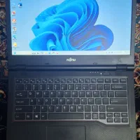 لپ تاپ fujitsu نسل هشتم i3 (توضیحات خوانده شود)