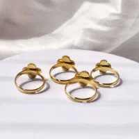 دستبند ونکلیف|بدلیجات|ری, علایین|دیوار