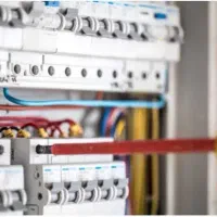 برق کاری ساختمان وراننده بدون ماشین پایه ۳