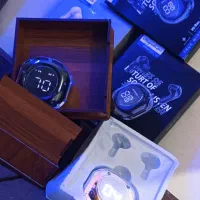 ایرپاد اولترا پرو کریستالی کیفیت عالی