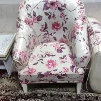 یک دست مبل هفت نفره سالم و تمیز به فروش میرسد|مبلمان خانگی و میز عسلی|لنجان, |دیوار