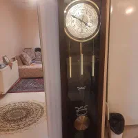 ساعت ایستاده چوبی