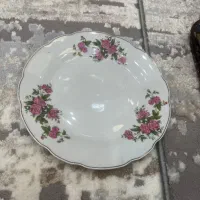 بشقاب و پلو خوری گلسرخ قدیم