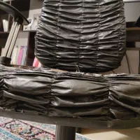 میز کامپیوتر و صندلی جک دار روکش چرمی چروک|مبلمان اداری|سنندج, |دیوار