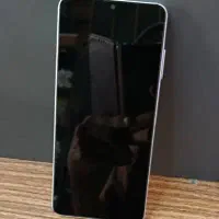 گوشی سامسونگ با رم۶ حافظه۱۲۸ مموری خور