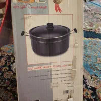 قابلمه تفلون و میوه خوری پایه دار|ظروف سرو و پذیرایی|شیراز, زند|دیوار