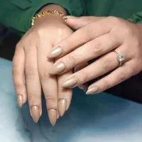 ترمیم و کاشت ناخن و کفسابی|خدمات آرایشگری و زیبایی|مشهد, نوید|دیوار