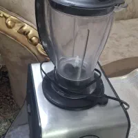 مخلوط کن و آبمیوه گیری سالم