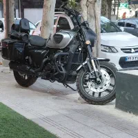 آکوییلا،  کروزر، بندا