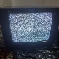 لوازم خانگی قدیمی تلوزیون