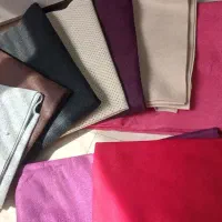 تعدادی نمد در رنگ های مختلف