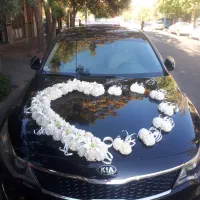 تزئین ماشین عروس  اجاره ای گل مصنوعی