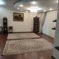 سوگلی ۸۵متری در خیابان گیلان