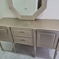 آینه و کنسول چوبی در حد نو