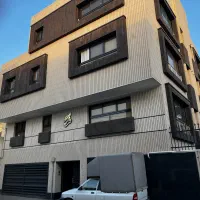 آپارتمان۸۶ متر /۲ خوابه/منهای شصت /پرنور