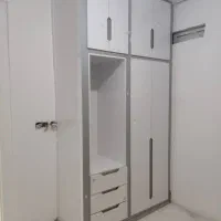 کمد دیواری اشکاف