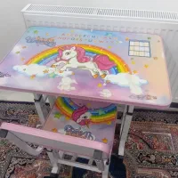 میزنم و صندلی سالم