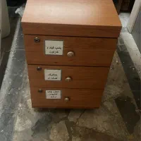 میز ‌بقل میزی وصندلی اداری