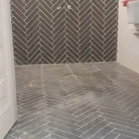 استاد کاشی کار وشاگرد دوغاب ریز