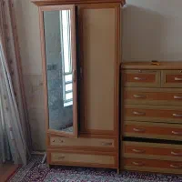 یک دست کامل مبل و یه کمد دو تیکه و  میز ناهار خوری|مبلمان خانگی و میز عسلی|اردکان, |دیوار