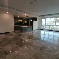 ۱۸۰متر نوساز/فول مشاعات استخرو/تک واحدی/پونک همیلا