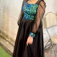 پیراهن زنانه