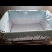 گهواره کودک|تخت و صندلی بچه|رشت, منظریه|دیوار